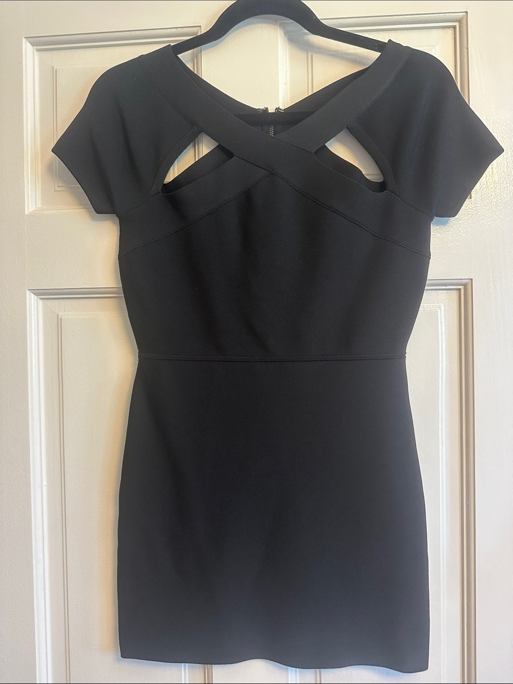 BCBG Women's Black  stretch Cross-Front Short Sleeve Dress